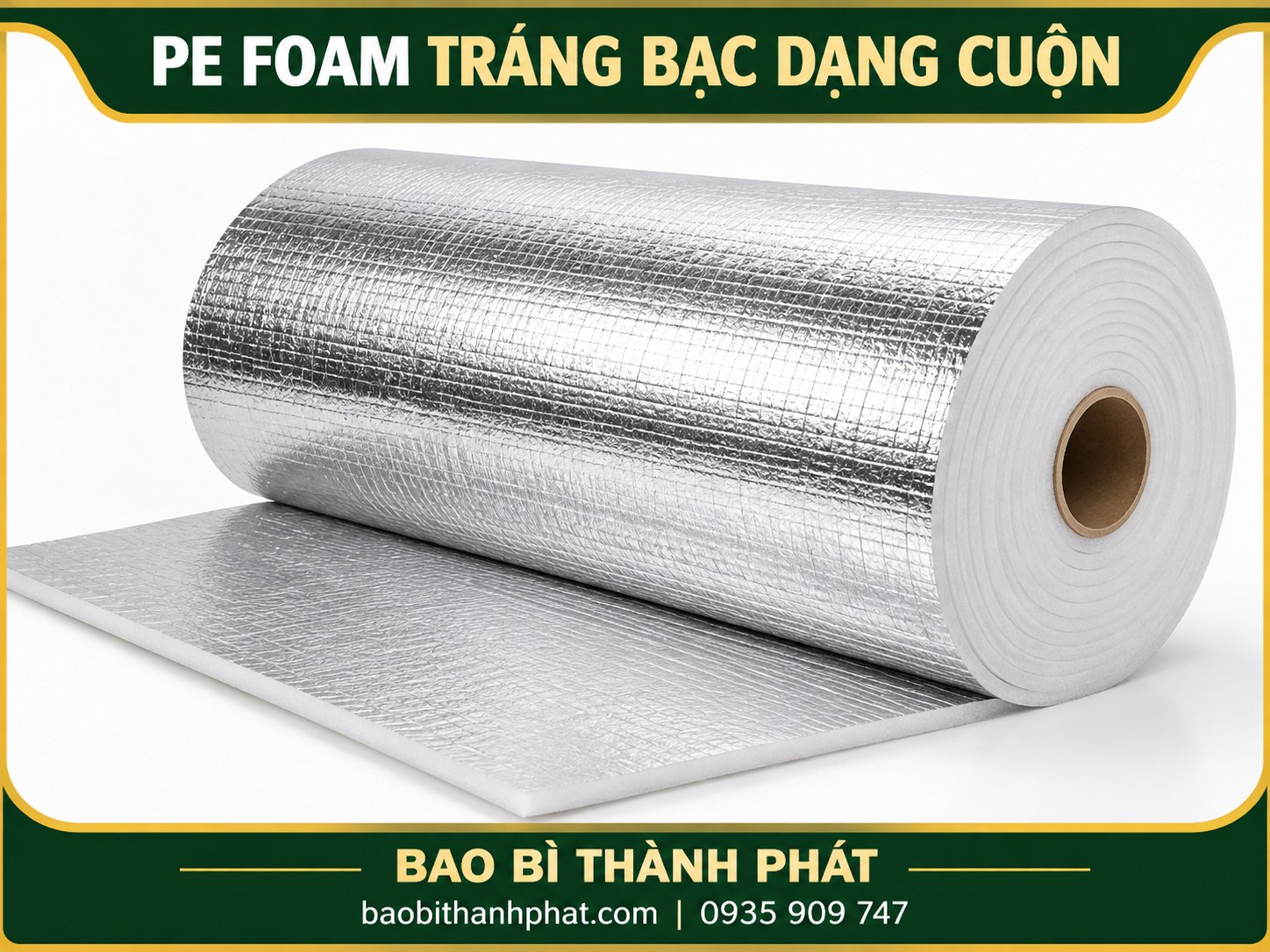 Cuộn PE Foam tráng bạc với phần vật liệu được trải ra